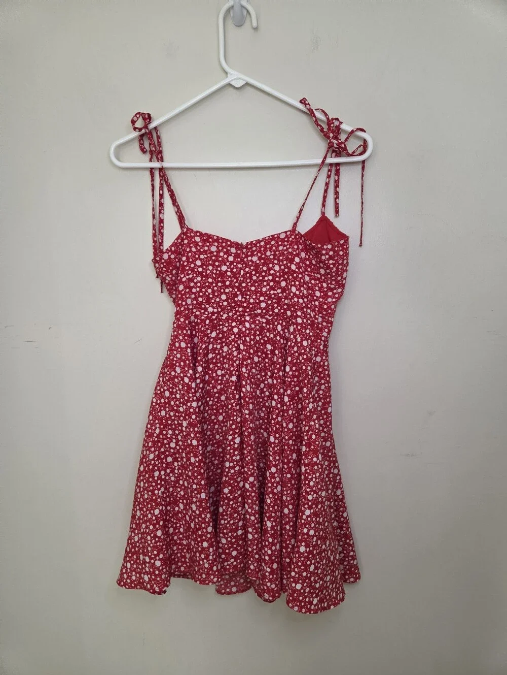 Women's Showpo Red Floral Mini Dress Sz 0